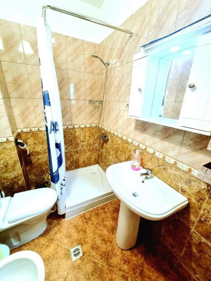 Vlore Sea Apartments Екстериор снимка